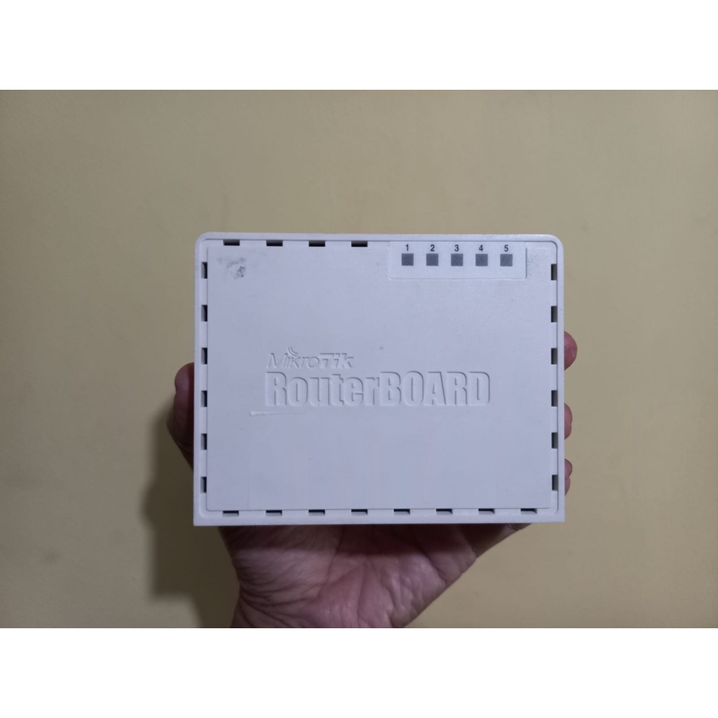 Mikrotik RB750, RB750G, RB750GL, RB750r2, RB750UP PoE, RB750UPr2 Poe