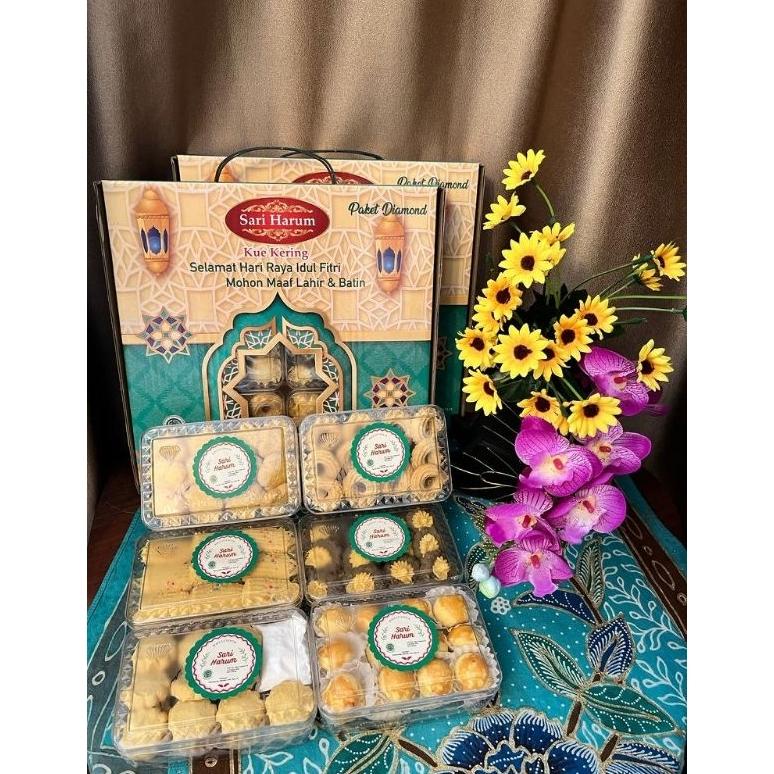 

SARI HARUM DIAMOND - PAKET KUE LEBARAN - HAMPERS IDUL FITRI .