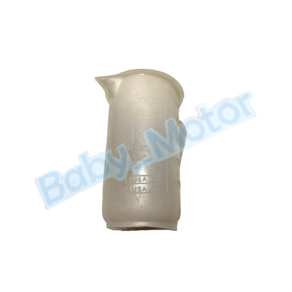 Gelas takaran oli samping vespa