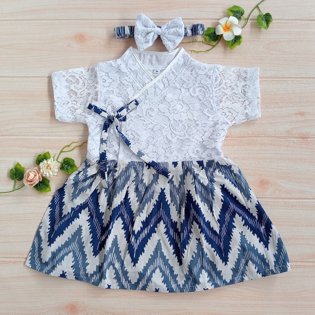 Hanbok Anak / Hanbok Batik / Hanbok Brokat warna Putih