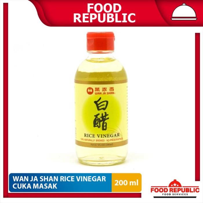 

Rice Vinegar Wan Ja Shan Premium 200 ML Cuka Makan / Cuka Masak Import