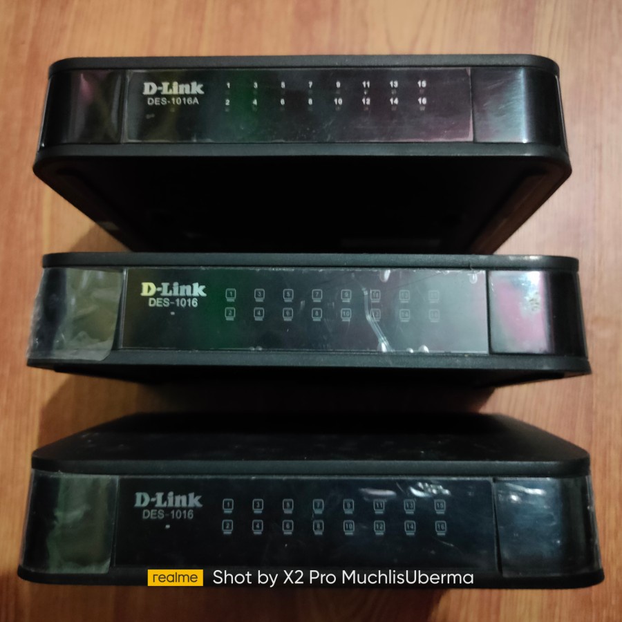 switch hub 16 port D-Link Des 1016a - DLINK 16port ethernet - metal besi