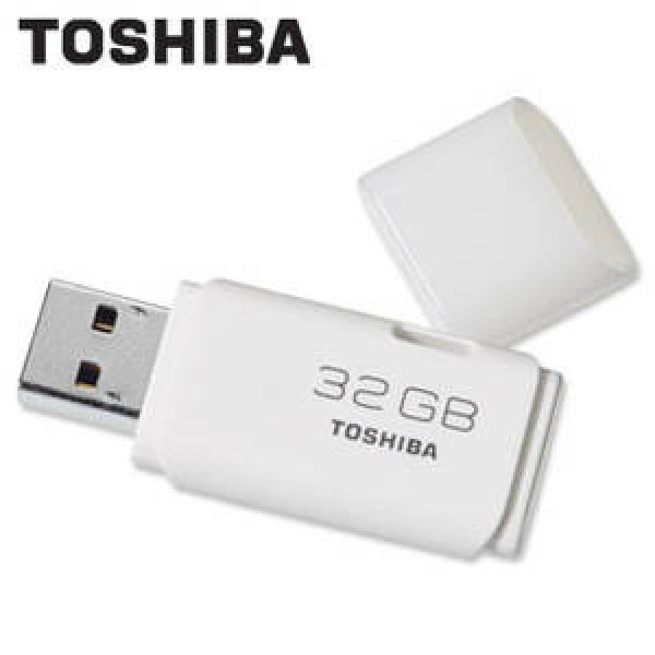 Perlengkapan Komputer laptop  Flash Disc drive 32Gb Trans Memory data File Back up Memori Cpu