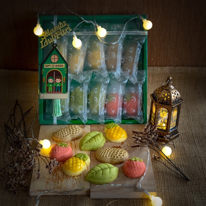 

HAMPERS NASTAR TAIWAN PREMIUM IMLEK LEBARAN NATAL HAMPER KUE KERING