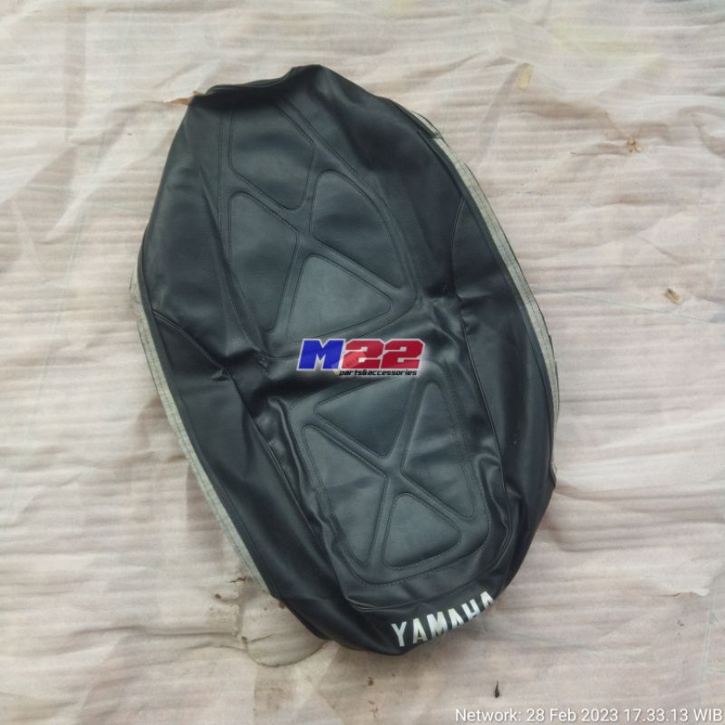cover sarung kulit jok sadel Yamaha V80 V 80 Excellent
