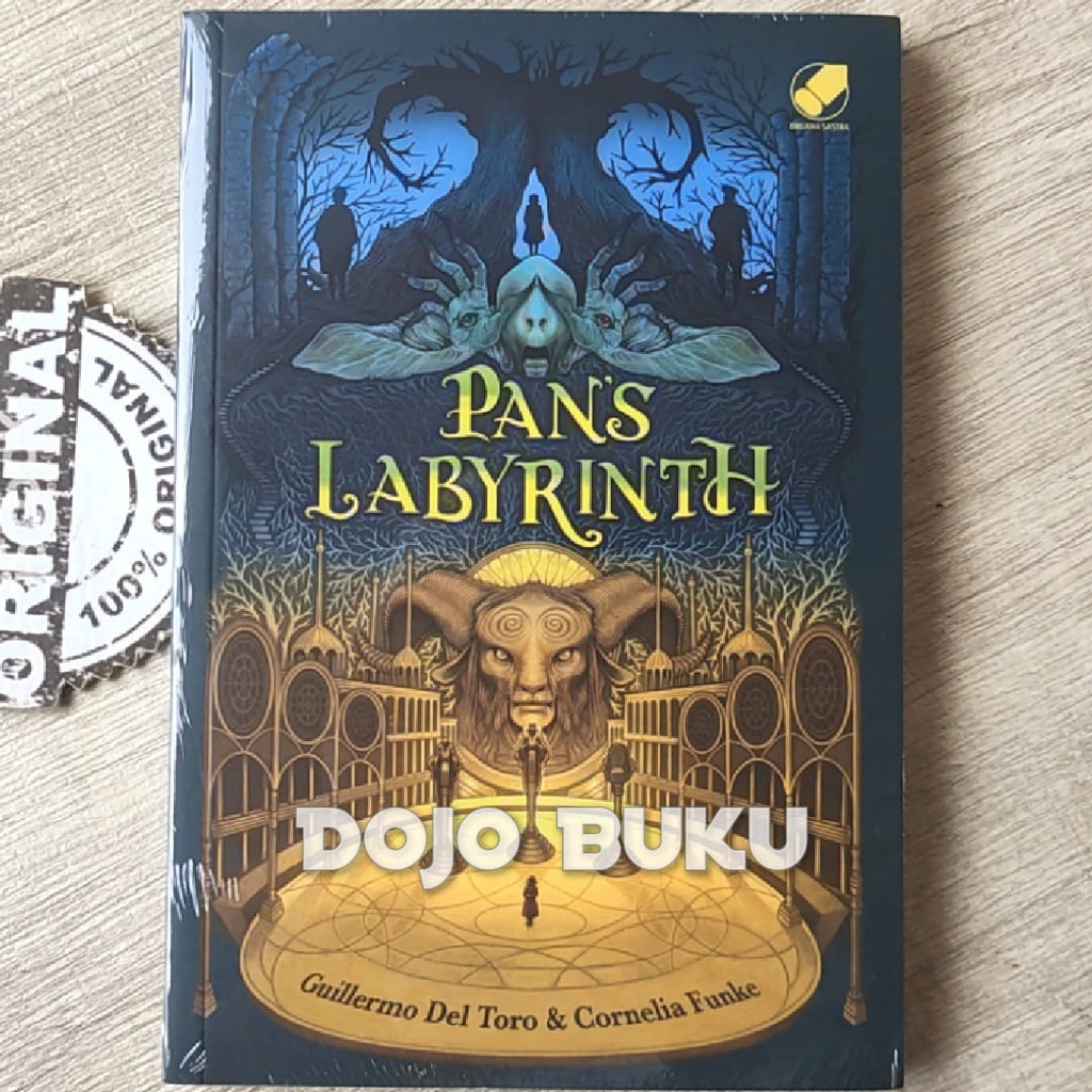 Buku Pan's Labyrinth by Guillermo del Toro dan Cornelia Funke