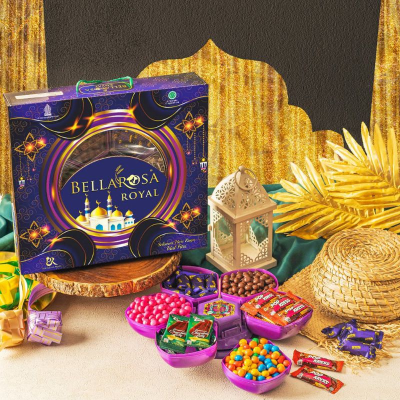 

HAMPERS RAMADHAN IDUL FITRI ANEKA SNACK CAMILAN KUE KERING BELLAROSA ROYAL COKELAT