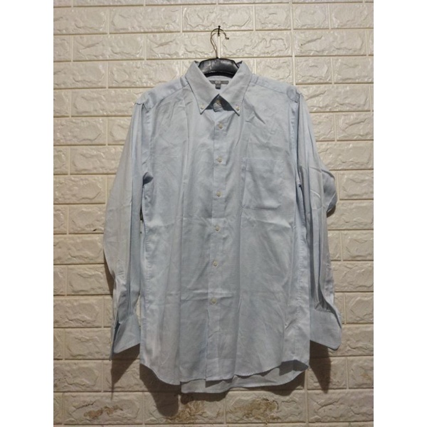 kemeja motif polos uniqlo second