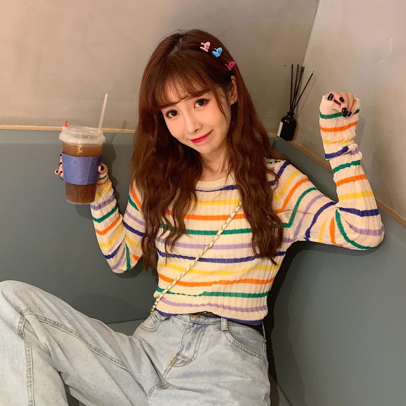 AJWShop ZU Atasan Rajut Wanita Lengan Panjang Rainbow Korean Style Cute Import Premium | Baju Rajut Lengan Panjang Pelangi Garis Garis Salur Rainbow | Kaos Rajut Import Lengan Panjang | Atasan Wanita Kekinian Korean Style Import Premium | Baju Rajut