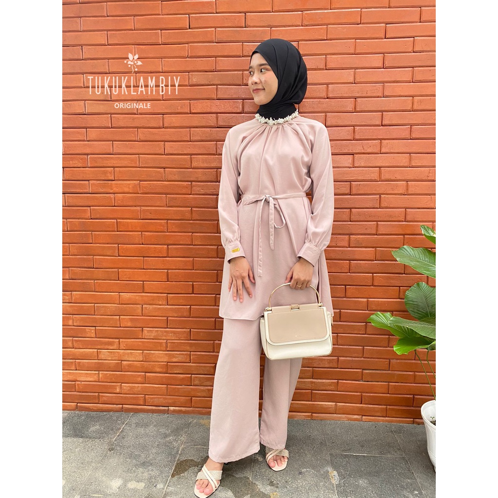 TUKUKLAMBIY ONE SET HIJAB PREMIUM KOREA TRANSFORMASI GAYAMU STYLE KOREAN - GARANSI UANG KEMBALI 100%