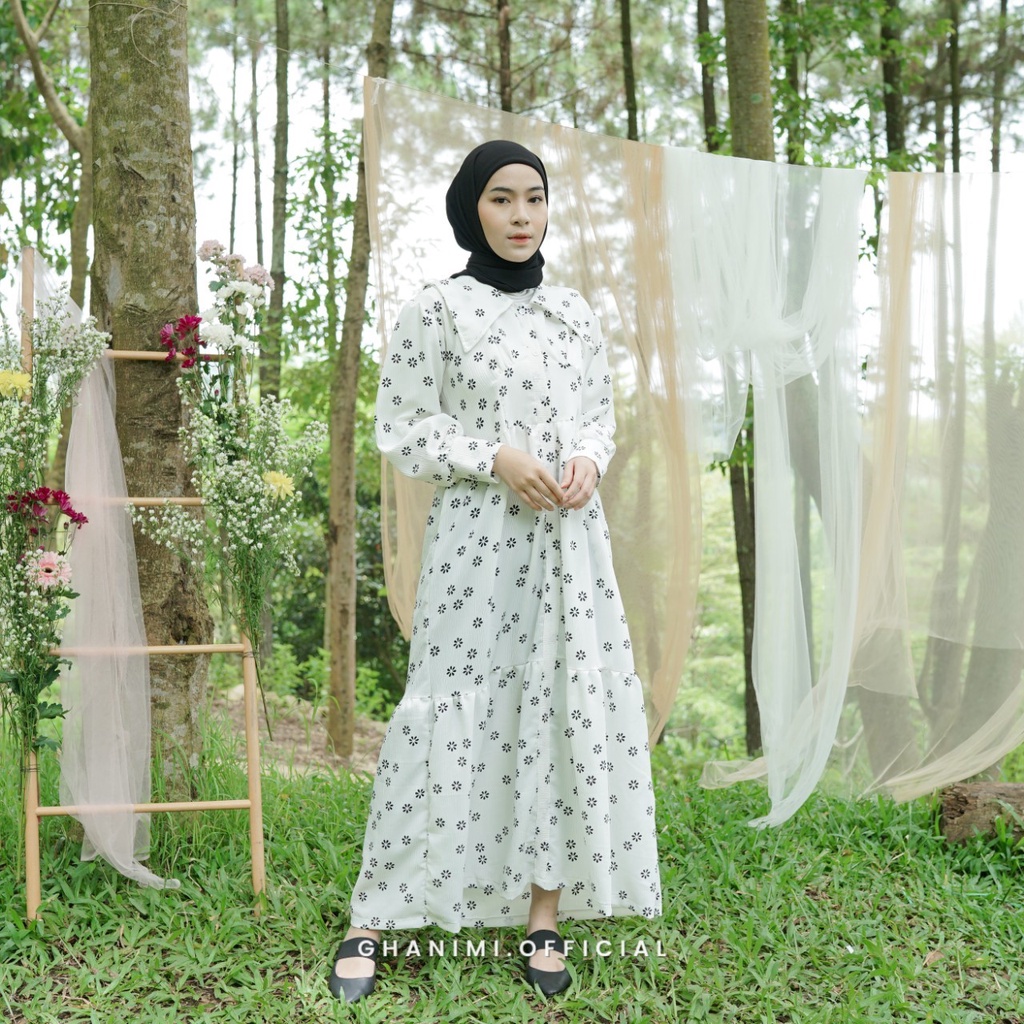 Ghanimi - Nadira Dress / Gaun Motif Bunga / gamis terbaru / dress kondangan / dress motif kancing berkerah / baju kondangan kekinian / dress lengan panjang