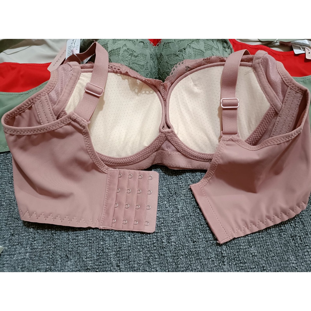 BRA / BH WANITA 986 ADA KAWAT BUSA TEBAL SIZE 34-40