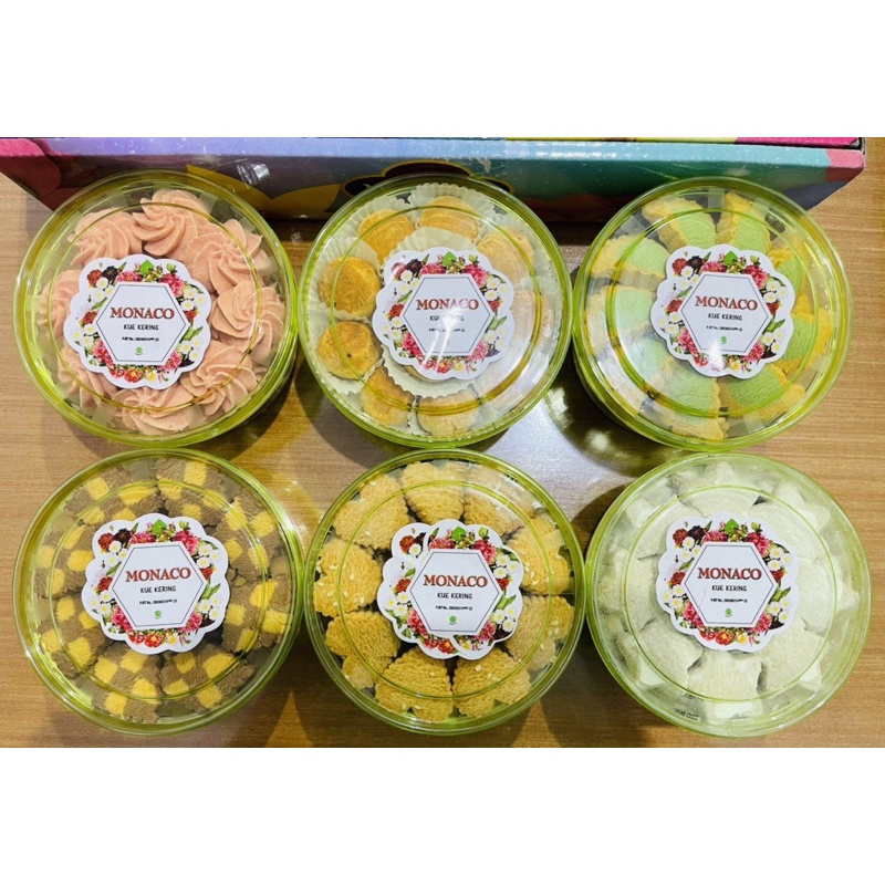 

Paket Kue Kering Parcel Lebaran Monaco (isi 6 toples)