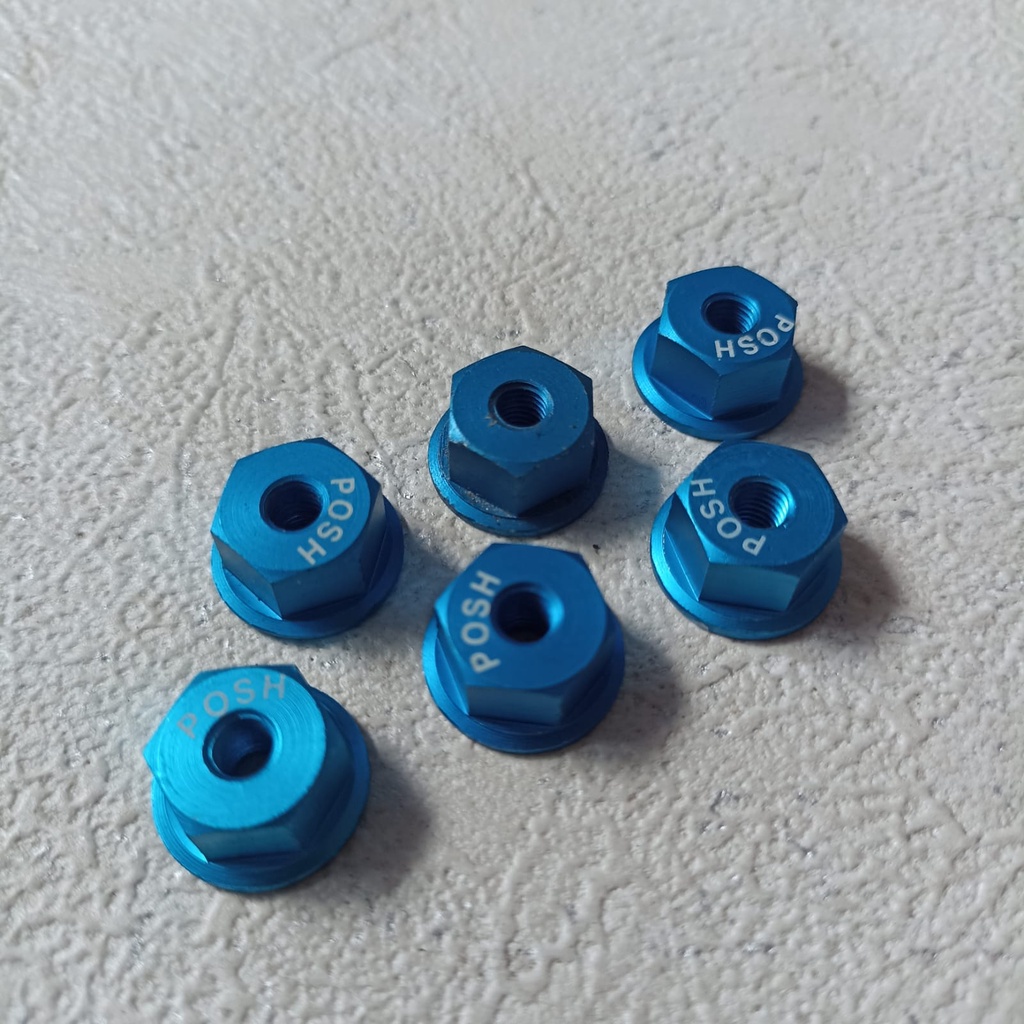 Mur POSH BIRU/MERAH 17/8