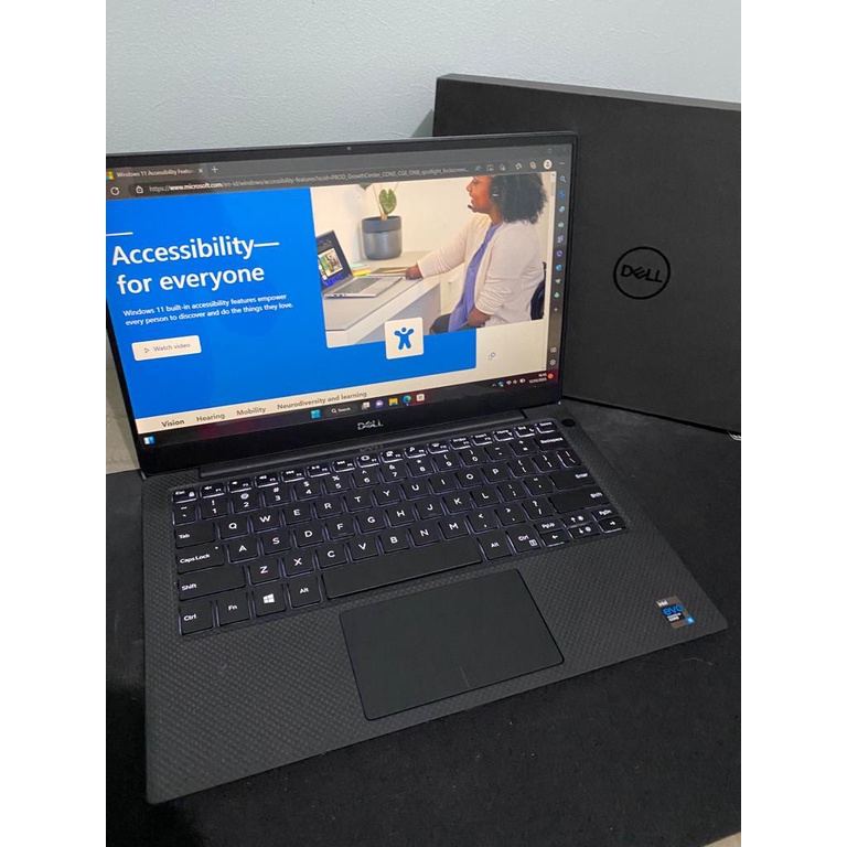 Laptop Dell XPS 13 9305 Core i5 Evo , Ram 8gb mulus 99% super tipis