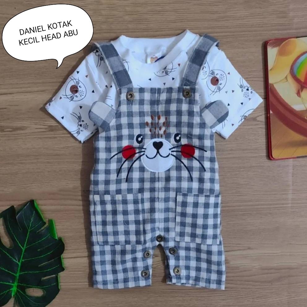 Setelan Overall Anak Bayi Laki-laki Motif Daniel Kotak Estimasi Usia 3-12 Bulan