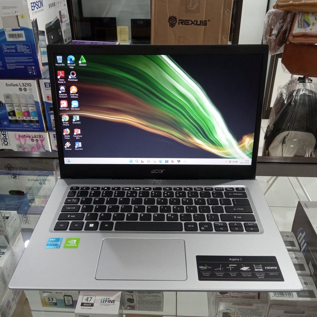 Laptop Acer Aspire 5 A514, INTEL CORE I3 1115G4, DDR4 8 GB, VRAM 2 GB, SSD 256 GB NO DVD, 14" HD, Wi