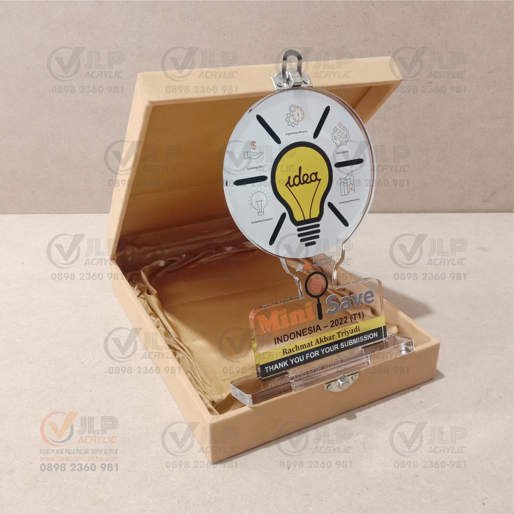 PLAKAT PLUS BOX, PLAKAT CUSTOM, PLAKAT PENGHARGAAN, PLAKAT WISUDA, PLAKAT MURAH, PLAKAT AKRILIK, PLA