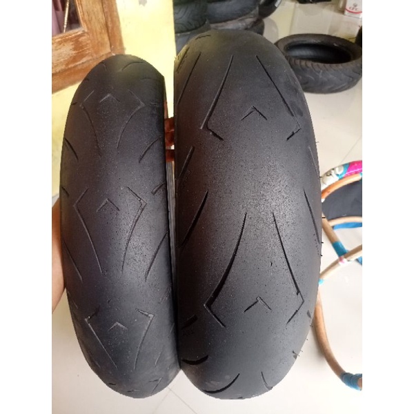 Ban sepasang cabutan.uk.120/70&160/60ring 17.buat mtr vixion.cbr.R15.ninja