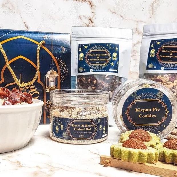 

Reh091- Hampers Idul Fitri 2022 Sehat Parcel Lebaran Eid Gift Wayang.Groceserry