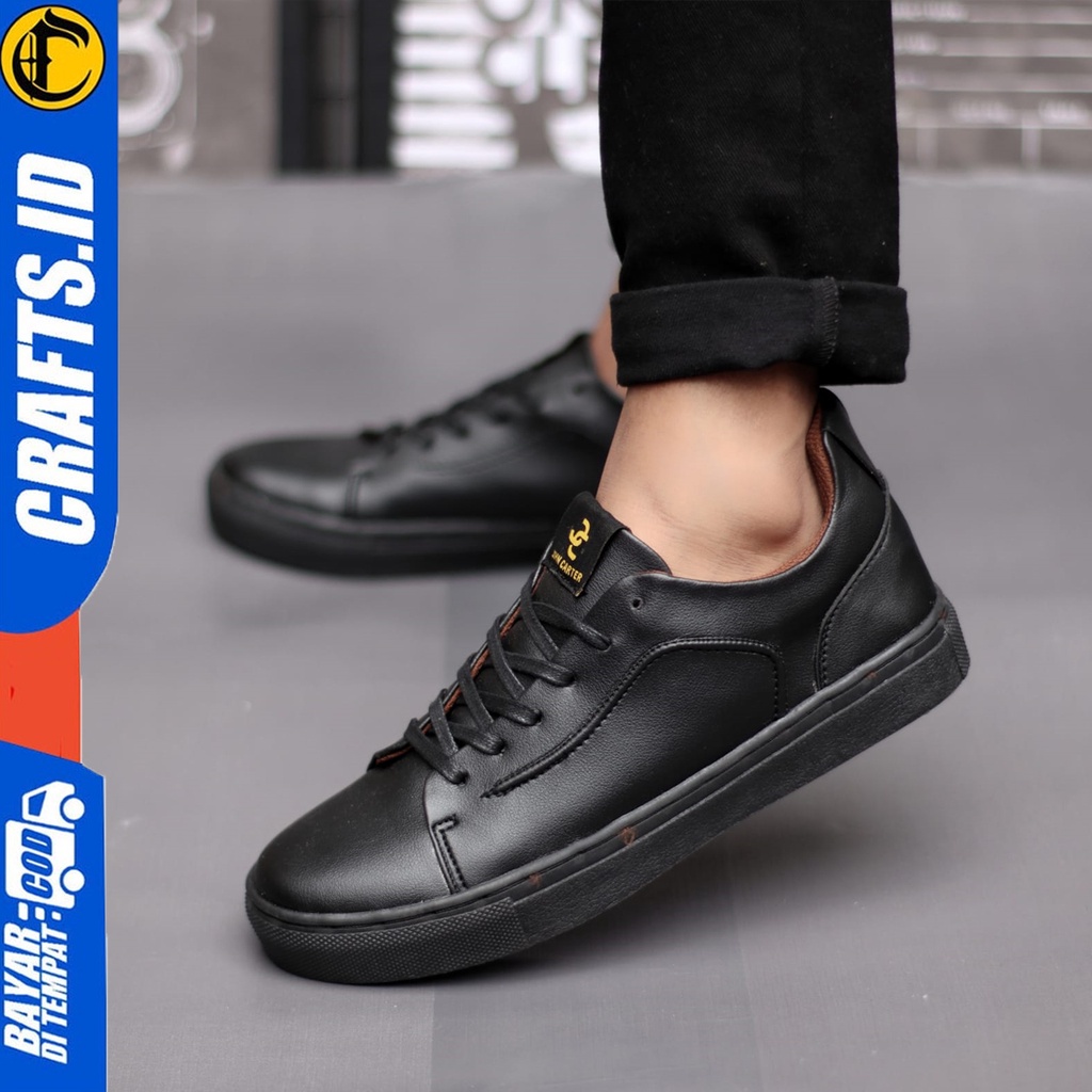 Sepatu Pria Sneakers Casual Hitam Kerja Crafts Ebory