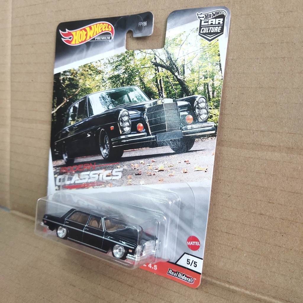 Hotwheels Modern Classics 72 Mercedes Benz 280 SEL 4.5