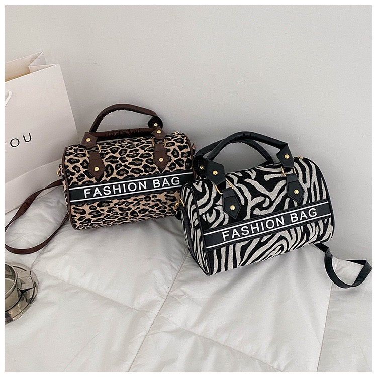 Funatic Tas Selempang Leopart Wanita Import Terbaru Fashion Korea FA1104