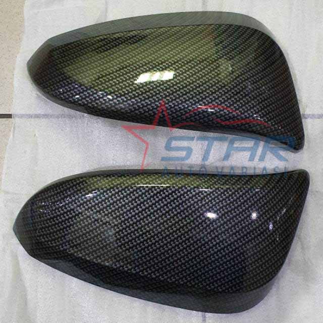 Cover spion carbon Innova reborn 2016.