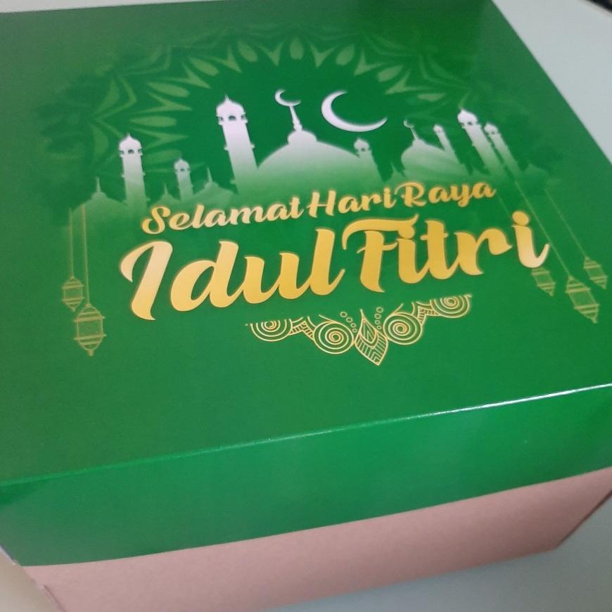 

DUS KUE LEBARAN BOX DUS LAPIS LEGIT LEBARAN KOTAK KUE LEBARAN HAMPERS KEBARAN IDUL FITRI BON APPETIT .