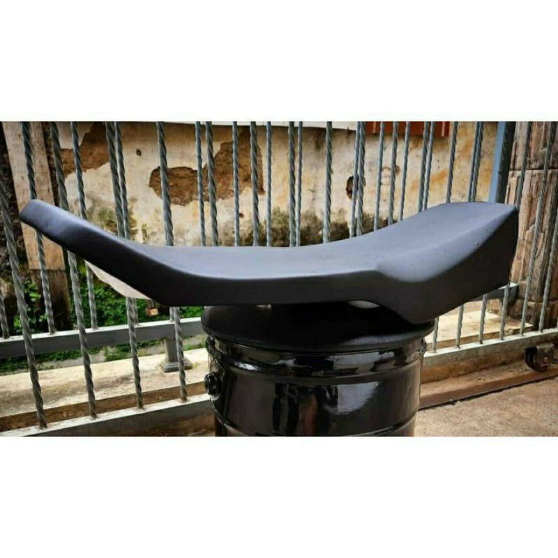 Jok Motor RX Spesial Bandung Style - Jok RX Spesial Bandung Style Warna Full Hitam - Jok  Motor RX S