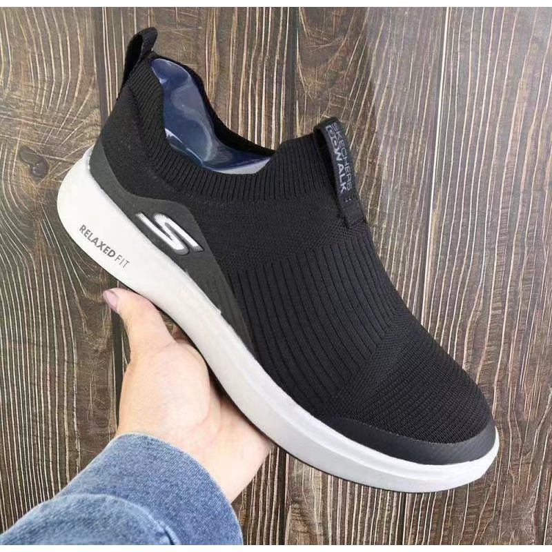 Sepatu  SKECHERS kasual  casual sepatu pria hitam  slip on cowok  rajut pria shoes