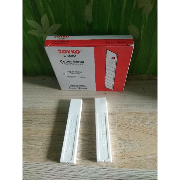 

Promo Spesial,Isi CUTTER Besar L-150 JOYKO