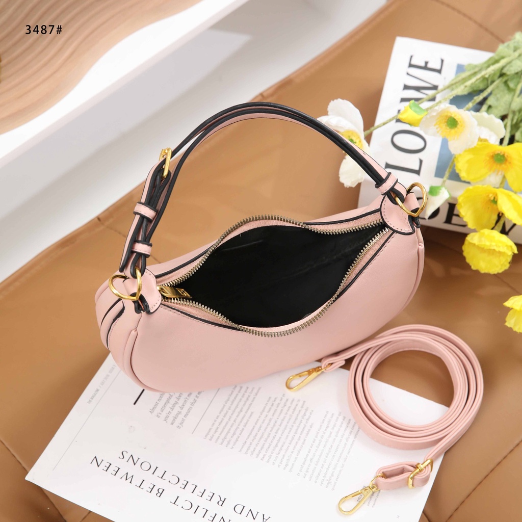 FD Small Leather Bag 3487