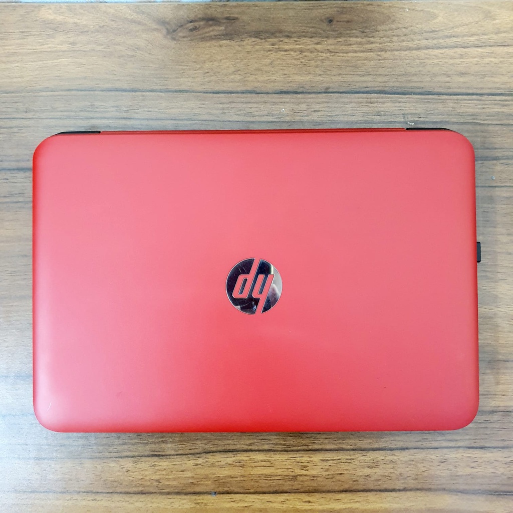 Laptop HP 11-f104TU Celeron n2840 Ram 2GB Ssd 120GB 11.6 inch