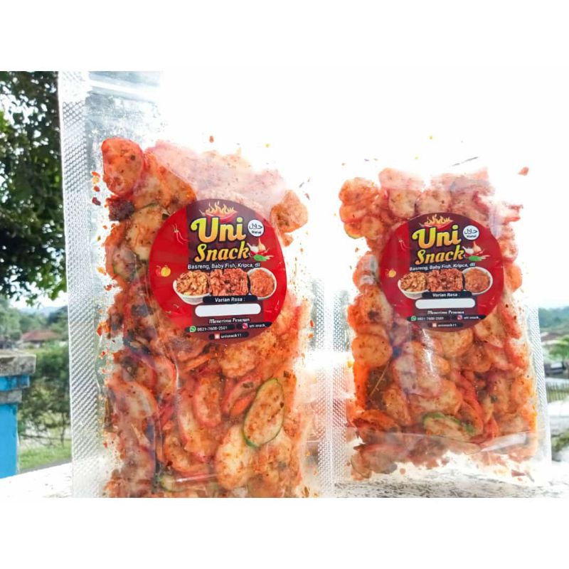 

KERUPUK SEBLAK PEDAS/KERUPUK SEBLAK DAUN JERUK/VARIAN CEMILAN PEDAS 100g