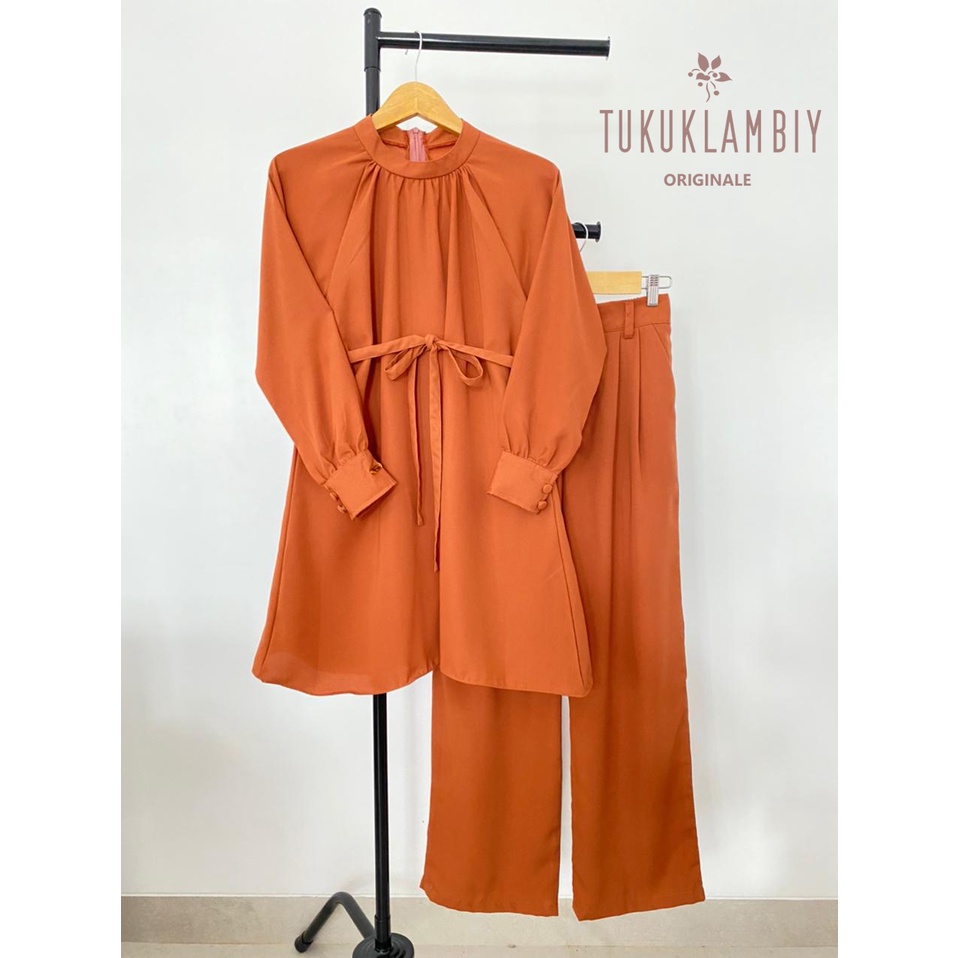 TUKUKLAMBIY ONE SET HIJAB PREMIUM KOREA TRANSFORMASI GAYAMU STYLE KOREAN - GARANSI UANG KEMBALI 100%