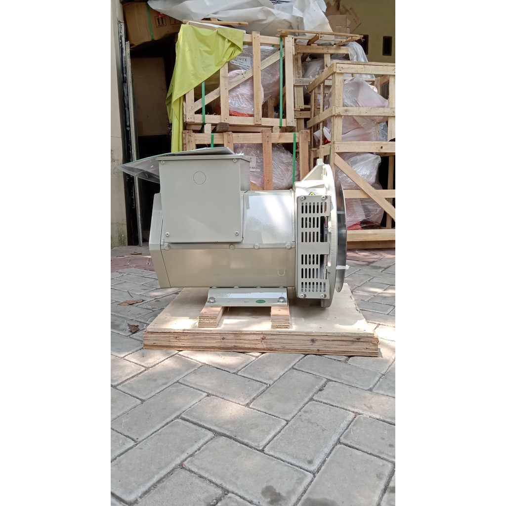 Copy Stamford 18,7 kva 15kw Dinamo Genset Alternator Generator Maestro - Double Bearing