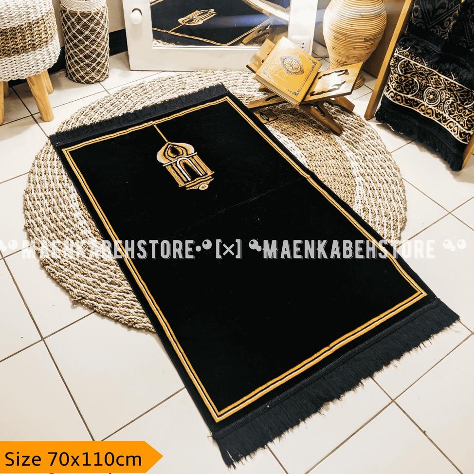 MURAH MERIAH Sajadah Hitam Premium Kiswah Bulu Halus Lembut Ukuran Besar Jumbo Dan Ukuran Sedang / S