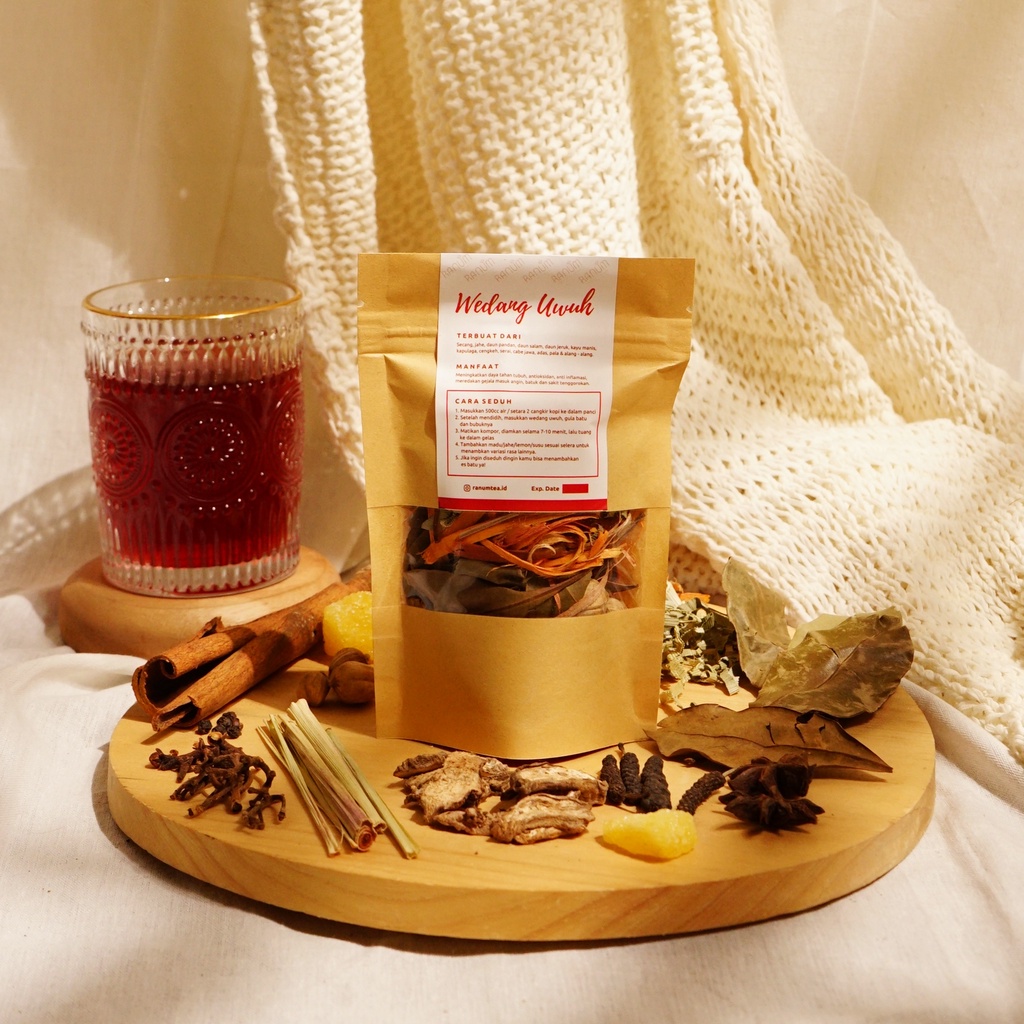 

WEDANG UWUH - RANUM TEA / Wedang Uwuh Premium Komplit Rempah untuk Kesehatan