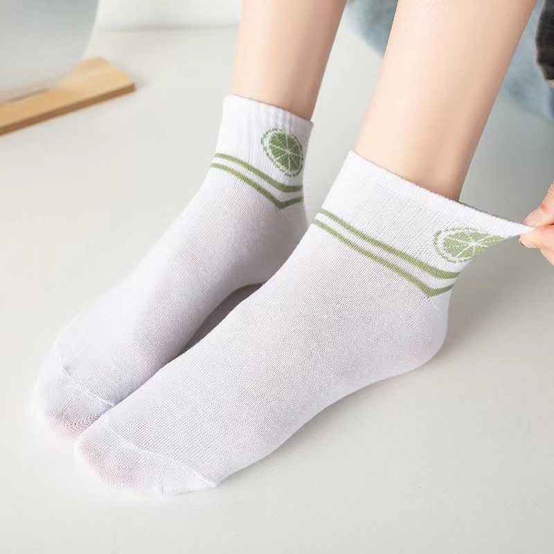 TIKTOK - D2031 K5694 Kaos Kaki Pendek Japanese Ankle Socks / Kaos Kaki Karakter Lemon Hijau / Kaos Kaki Wanita Motif Lime