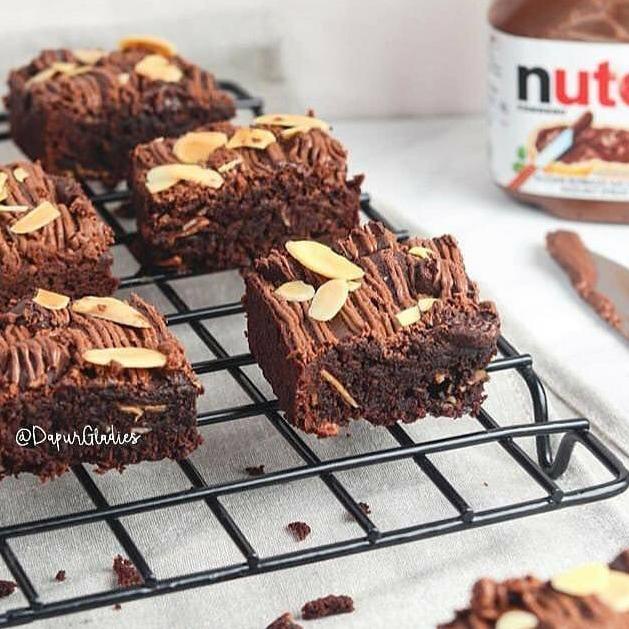 

♕ Brownies Nutella Almond ♔