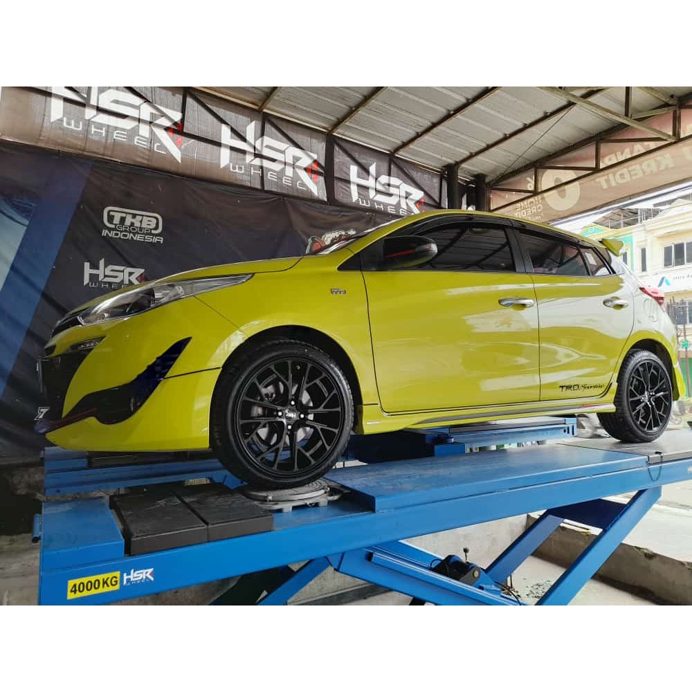 PAKETAN VELG HSR FE01 YARIS RING 17 BAN ACCELERA PHI-R 215/45 R17