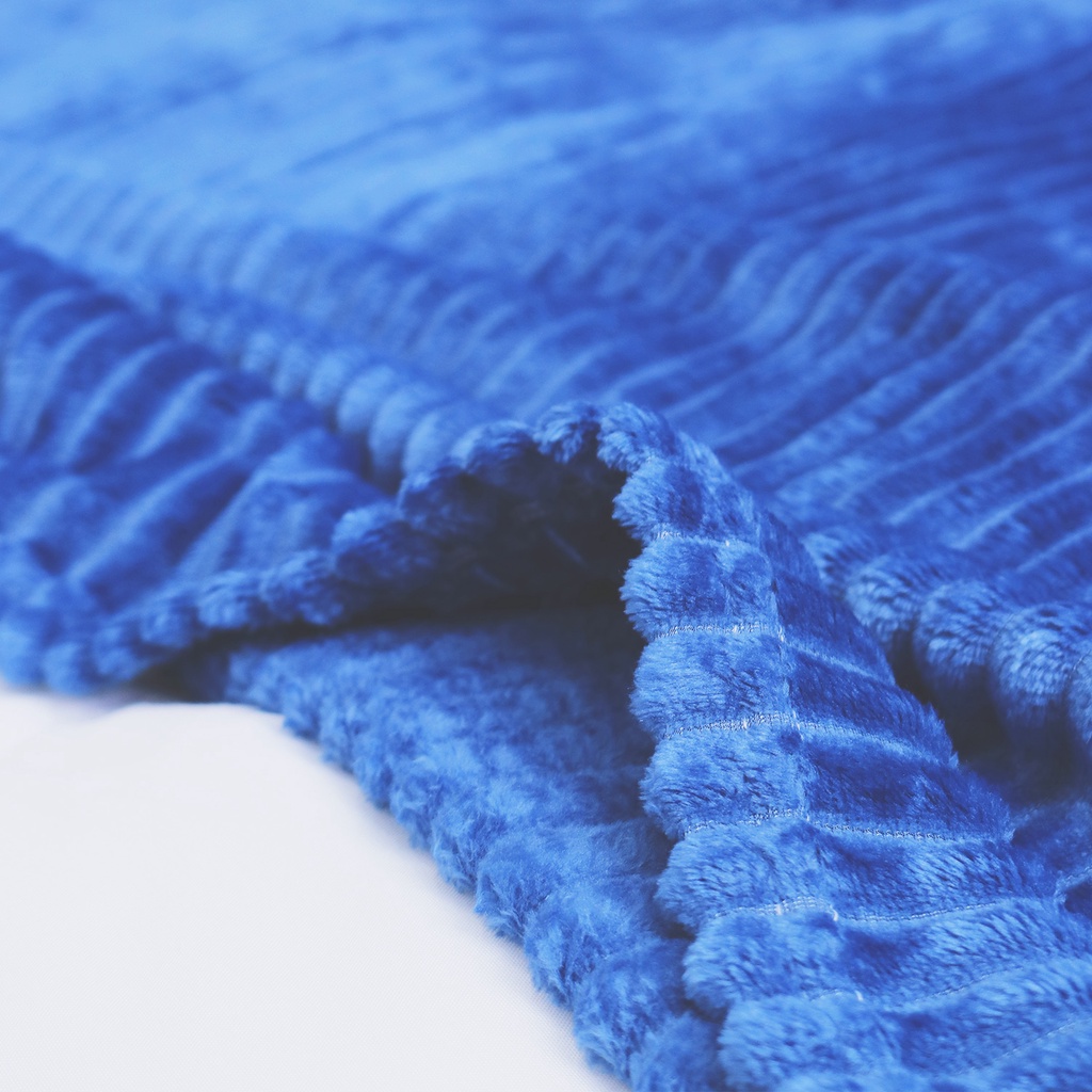 NEW Pantone Selimut Bulu Halus / Selimut Premium / 150x200 ( POLOS )