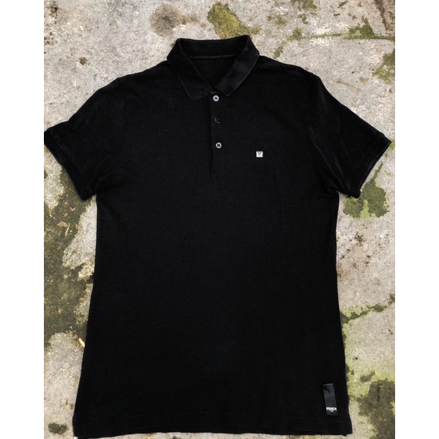 Kaos Kerah Fendi Second