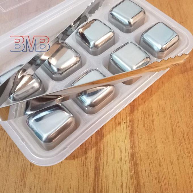 

➣ DELAPAN Es Batu dapat Capit Stainless Steel Ice Cube ☺