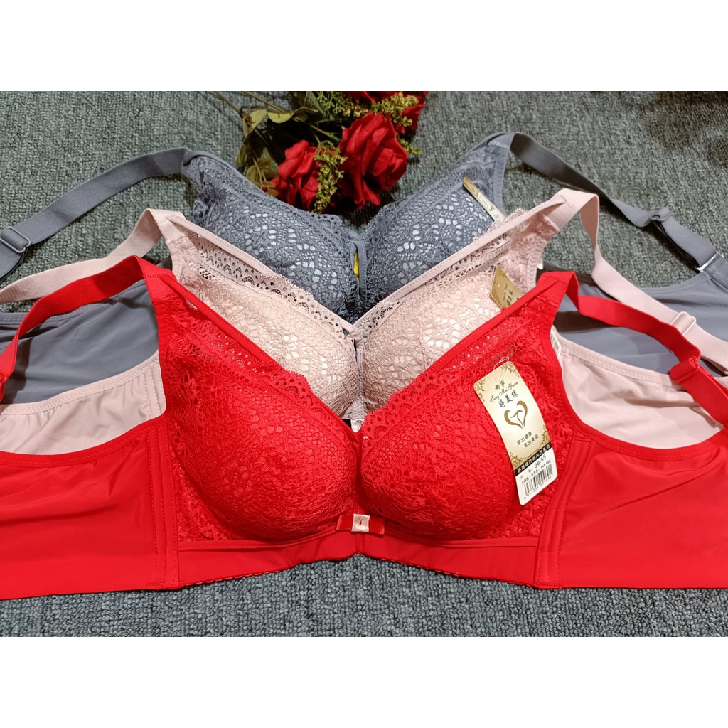 BRA / BH WANITA 137 ADA KAWAT BUSA SEDANG SIZE 34-40 KAIT 4 PAKAIAN DALAM WANITA IMPORT