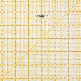 

Omnigrid Quilter'S Ruler 31.5X31.5Cm /Penggaris Omnigrid