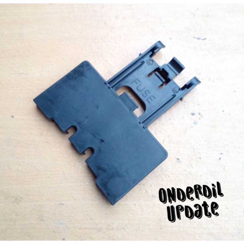 Cover turup aki motor Yamaha Mio Sporty Original