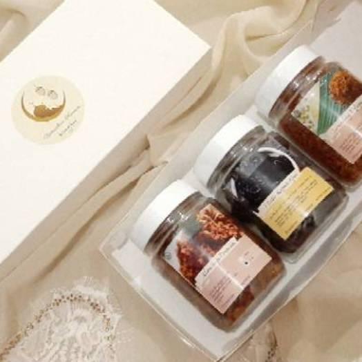 

◊ Mini hampers hantaran (free kartu ucapan) ♚