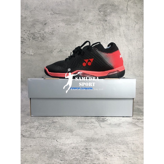 {MentariStore} Sepatu Badminton Yonex Eclipsion Z2 Black / Red - 41 Berkualitas
